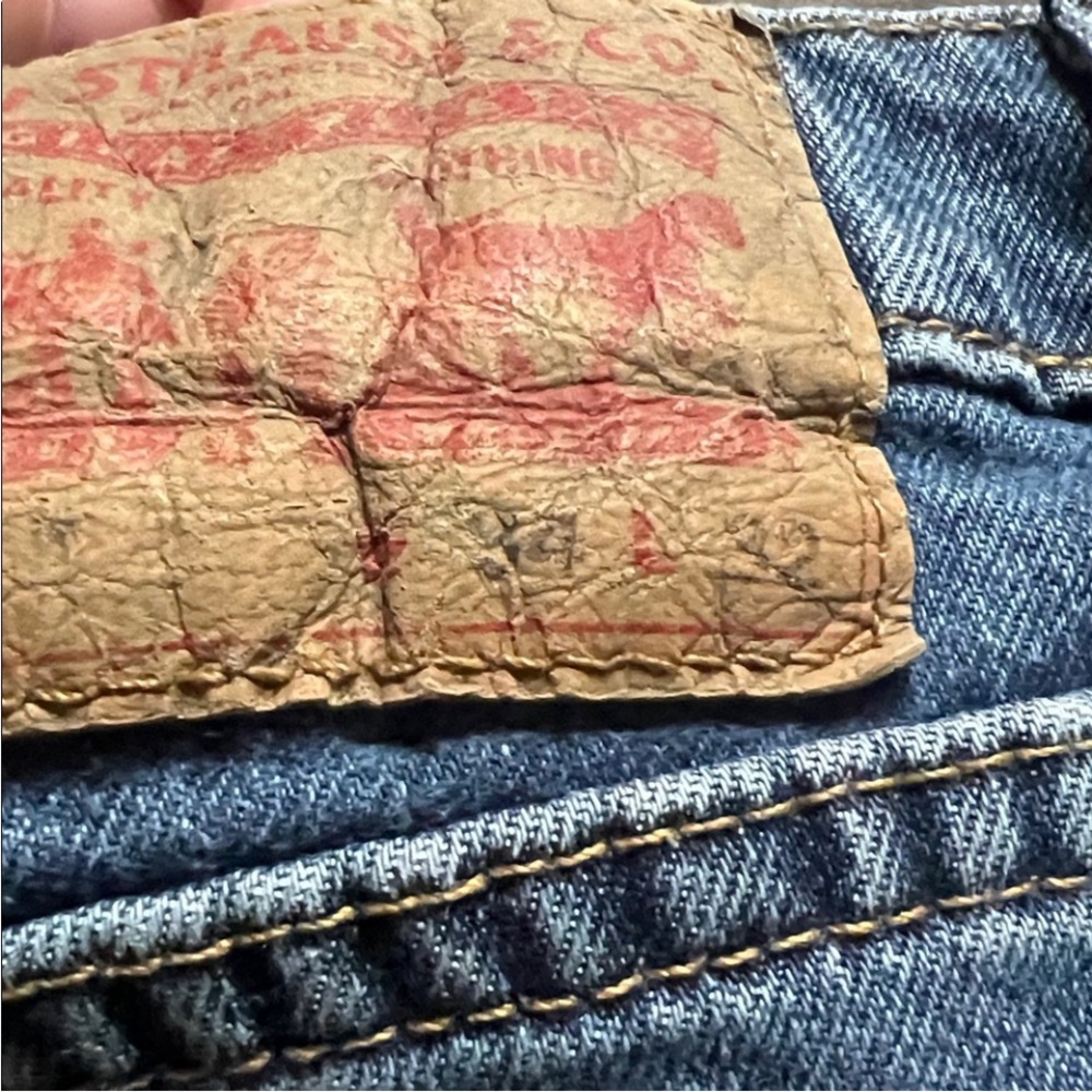 Levi's Women's 312 Shaping Mid Rise Slim Jeans size 34